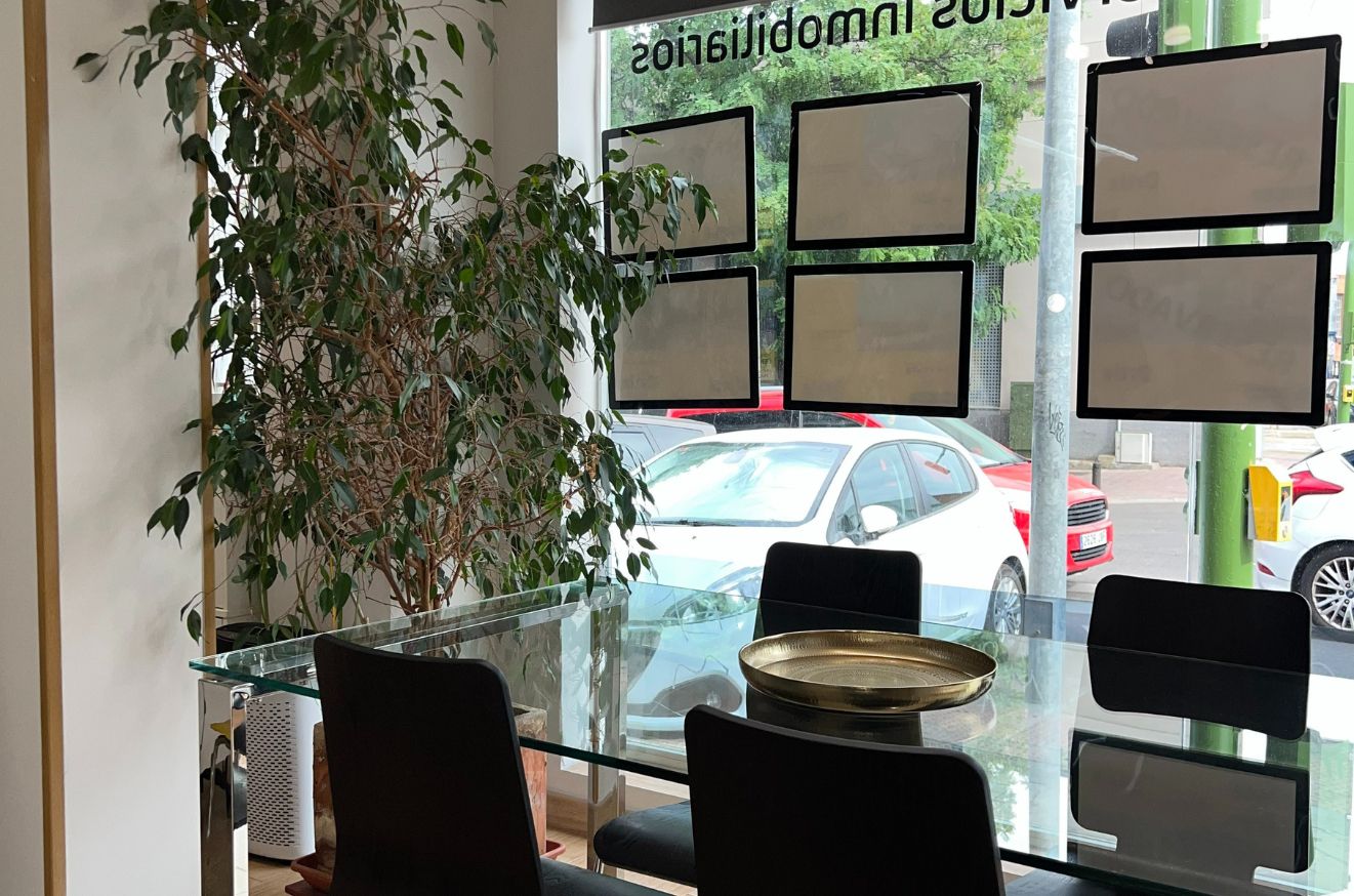 Servicio personalizado. ORTIZ 2001,  S.L. en Torrejón De Ardoz